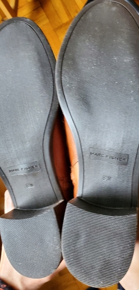 Boots - Picture 3 of 4